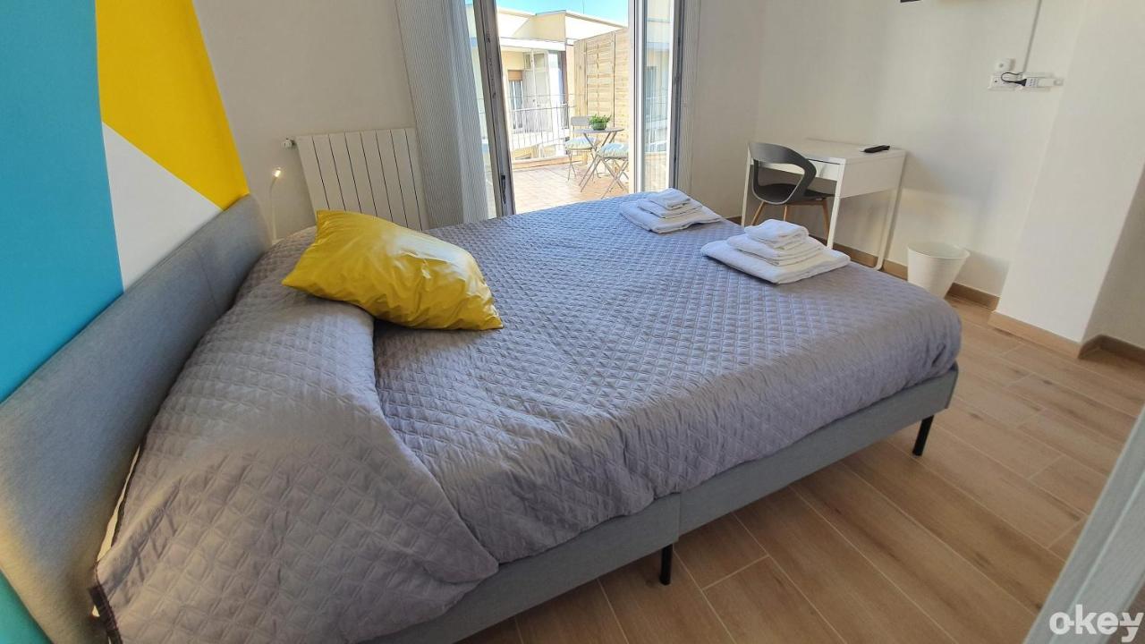 Blue Sky Rooftop Rooms - Bari Policlinico מראה חיצוני תמונה